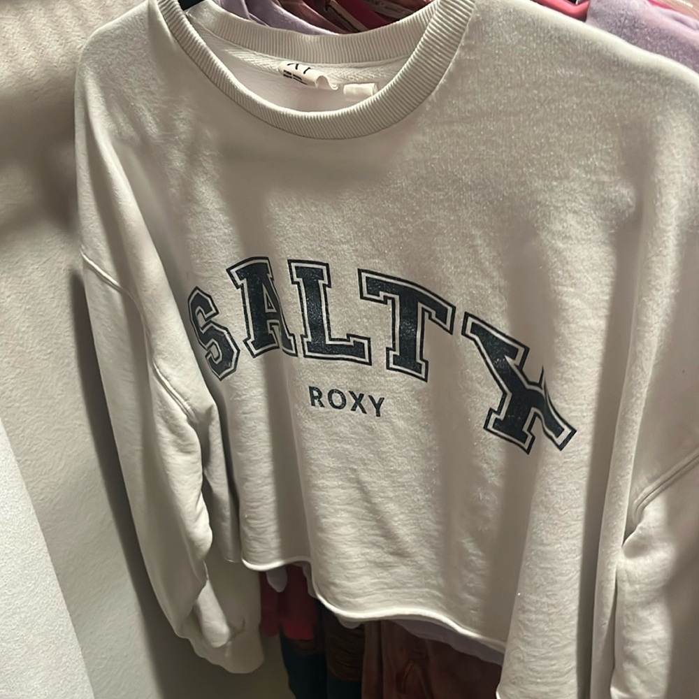 Roxy salty white sweatshirt size medium